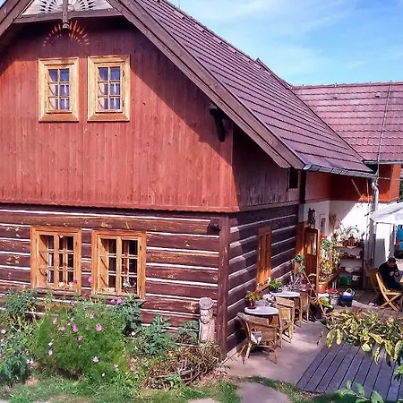 Farma Tuchom Guest house *